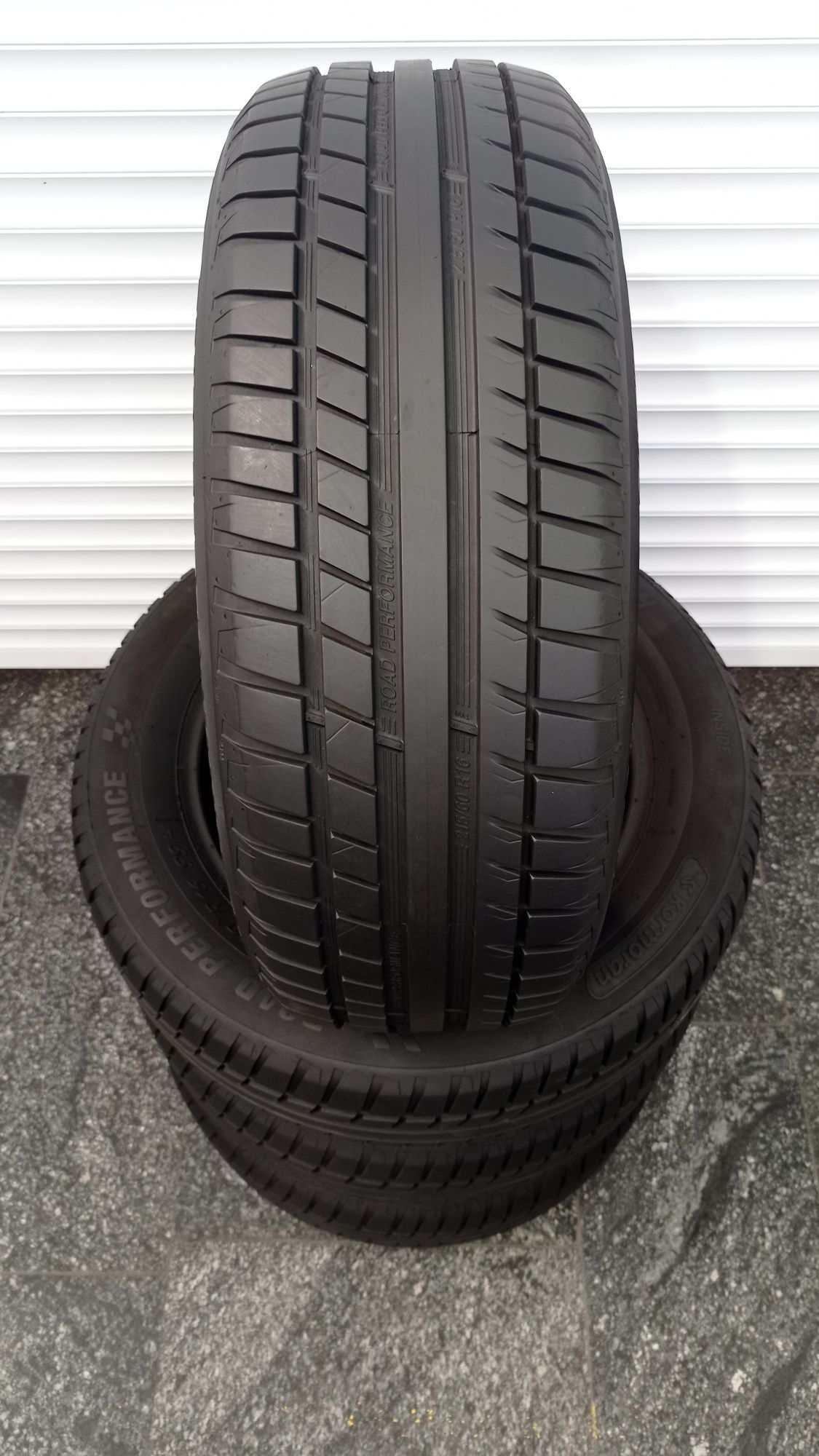 Літні шини 215/60/R16 Kormoran Road  Performance