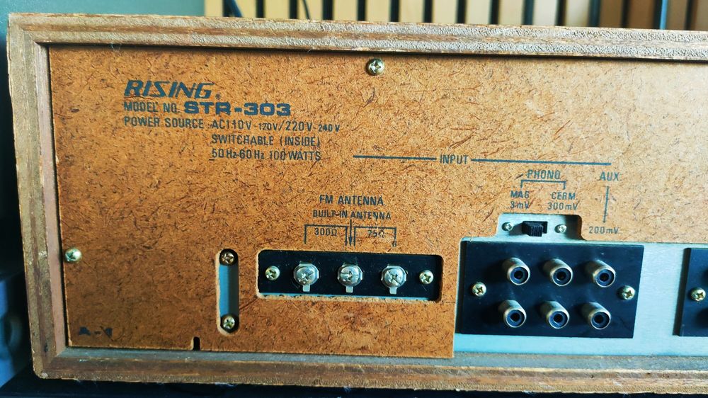 RISING STR-303 Amplificador, leitor de cassetes e radio