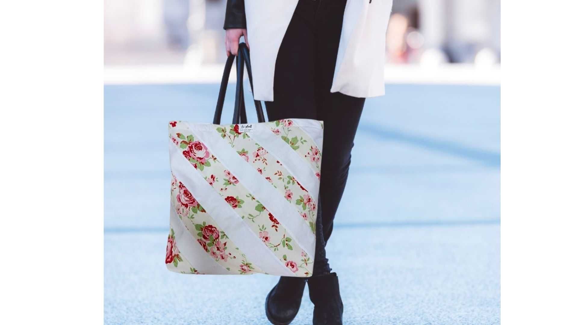 Torba na zakupy - RÓŻYCZKI – Delikatność i Elegancja na Każdy Dzień