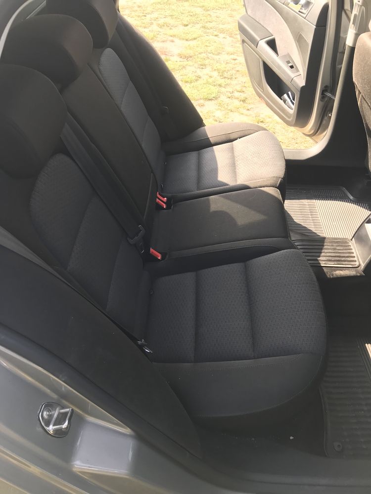 Fotele skoda superb II kombi podgrzewane elektrycznie regulowane