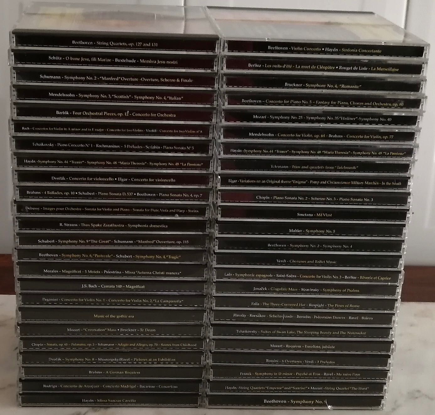 colecção de 48 cds de musica classica