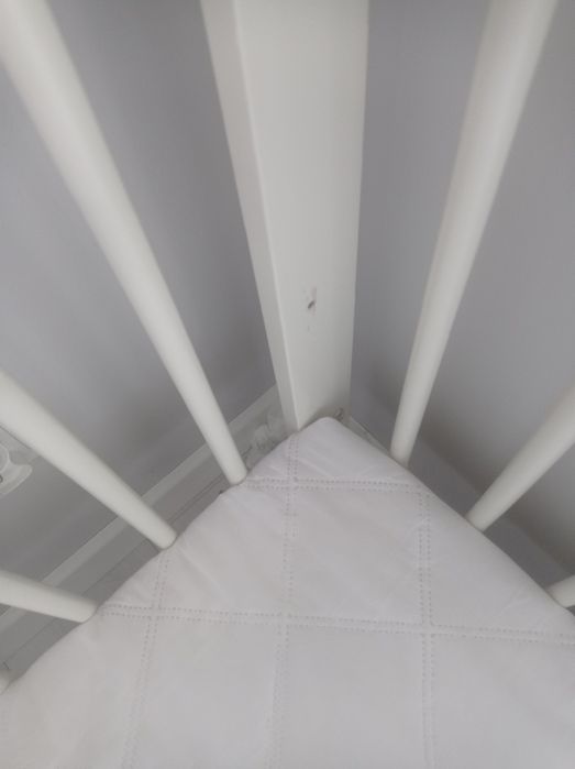 Łóżeczko ikea białe z materacem