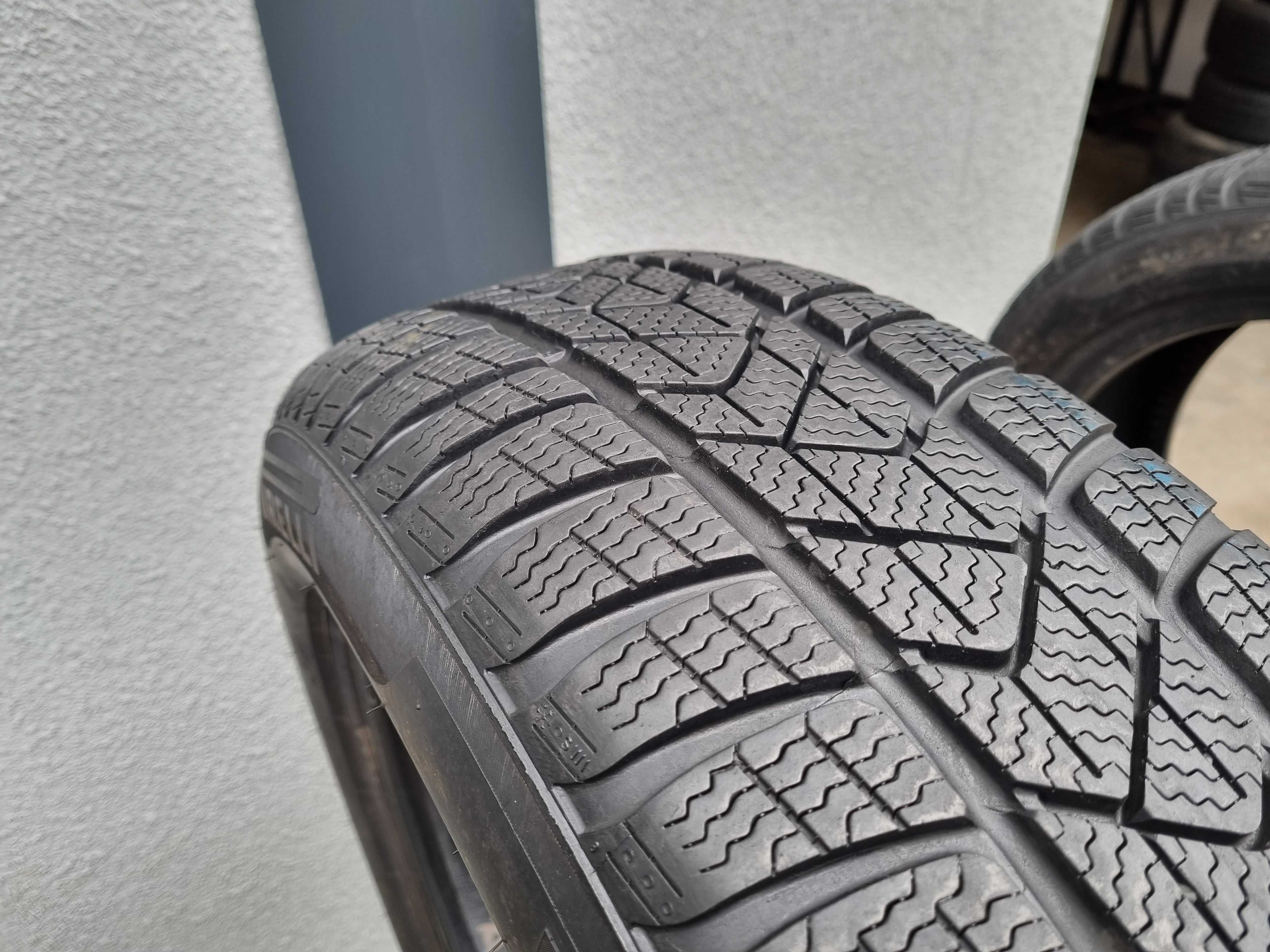 215/60/18 102T Pirelli Winter Sotto Zero 3 MOE ELECT RSC