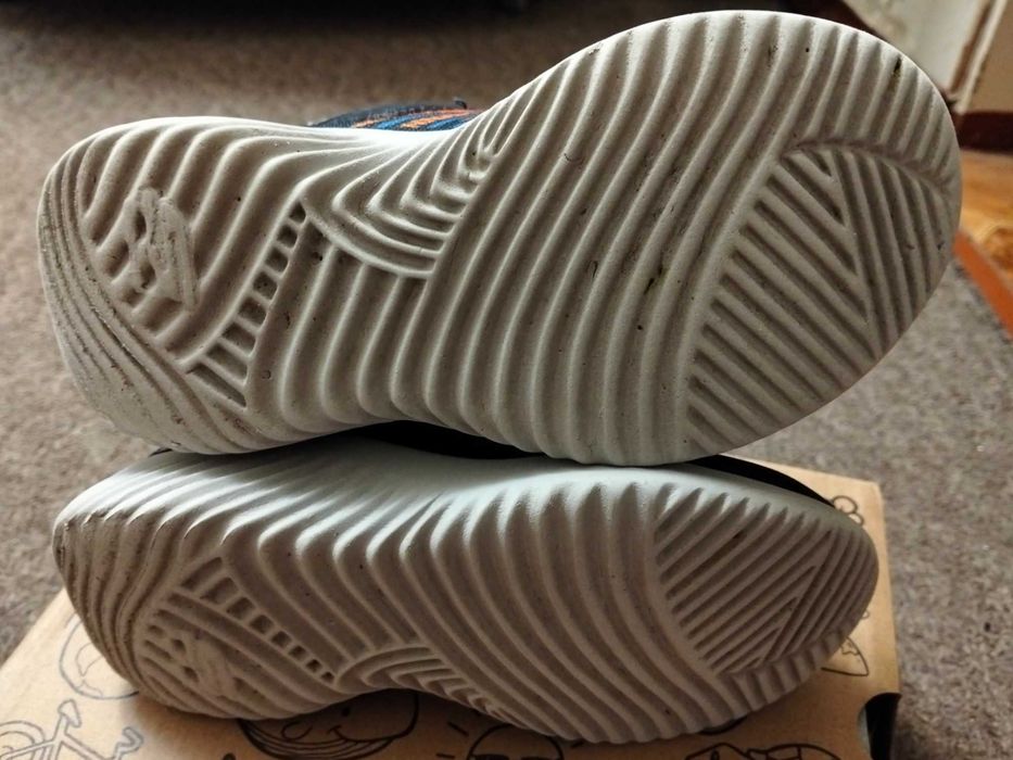 Кросівки Skechers розмір 26