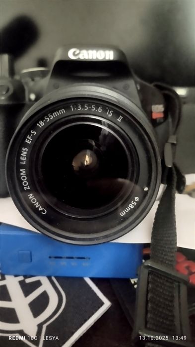 Камера Canon EOS Rebel T3i