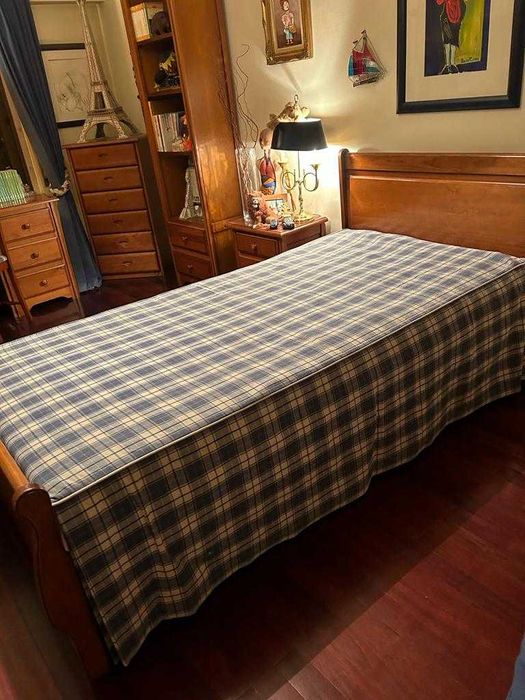 Vendo Mobilia de Quarto de Solteiro