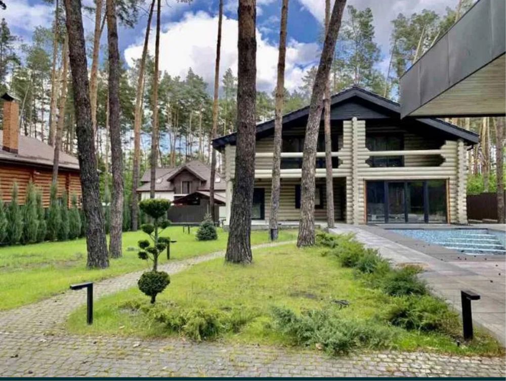 Продаж будинку зі зрубу у лісі ! 14 соток, басейн, баня, підвал !