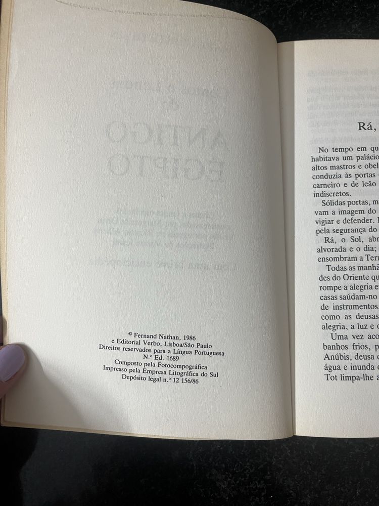 Livro “Contos e lendas do antigo Egito”