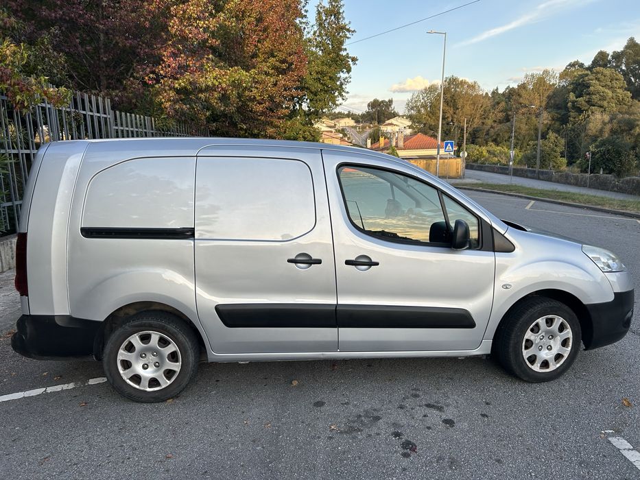 Peugeot Partner L2 XL Longa 3lugares 2012