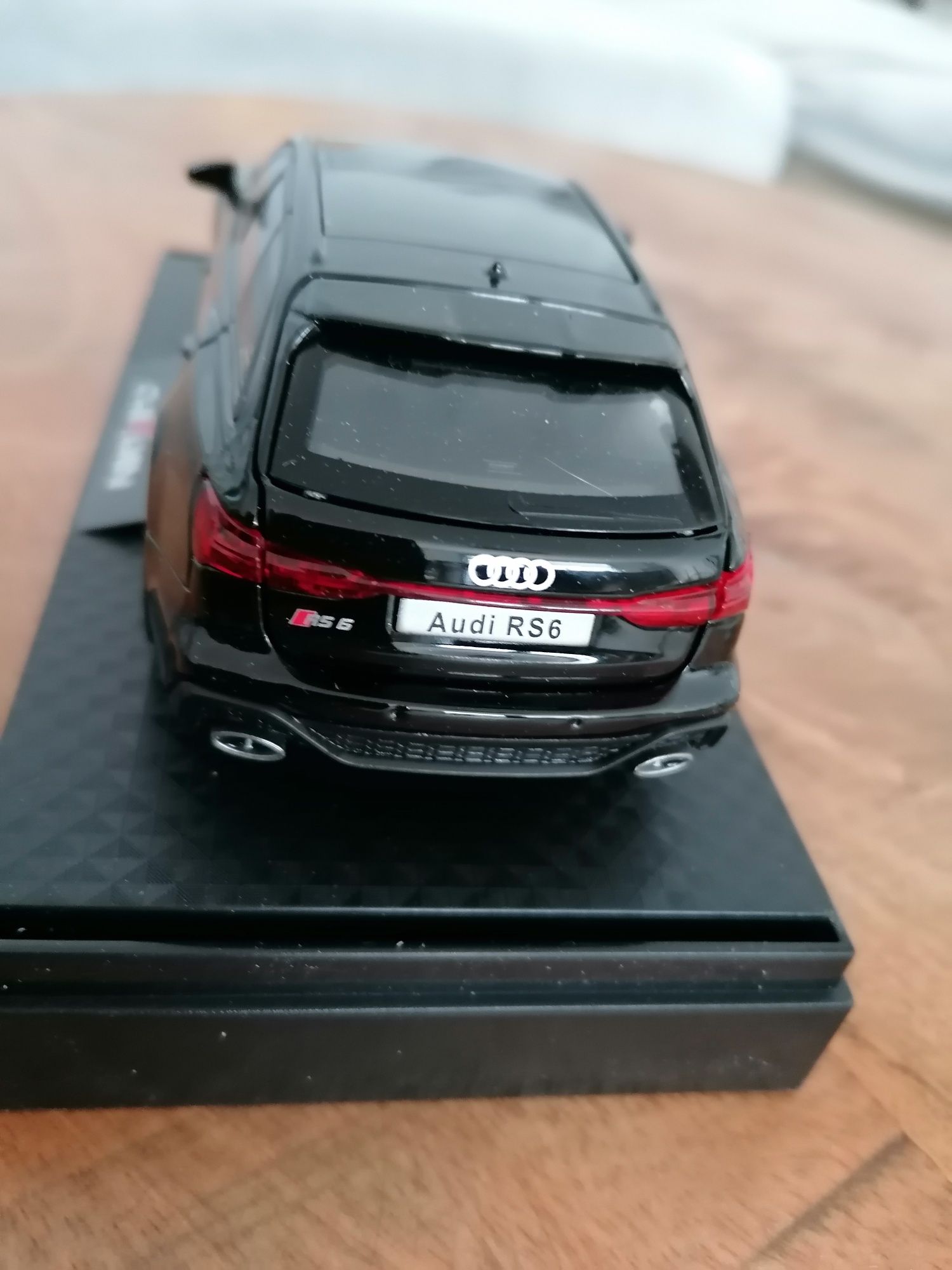 Audi rs sport s6 klasyk jak Hot wheels