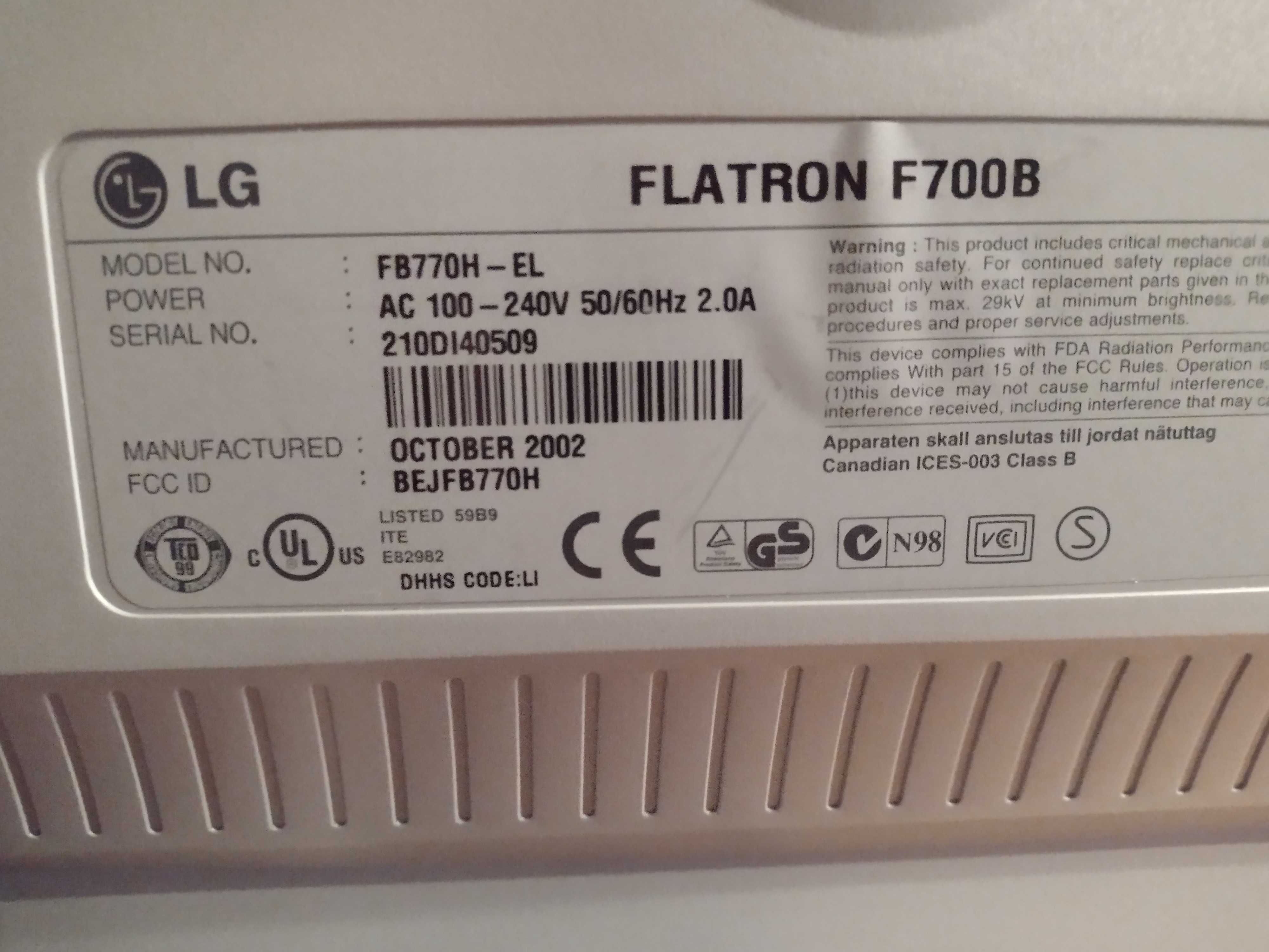 Monitor LG FLATRON F700B