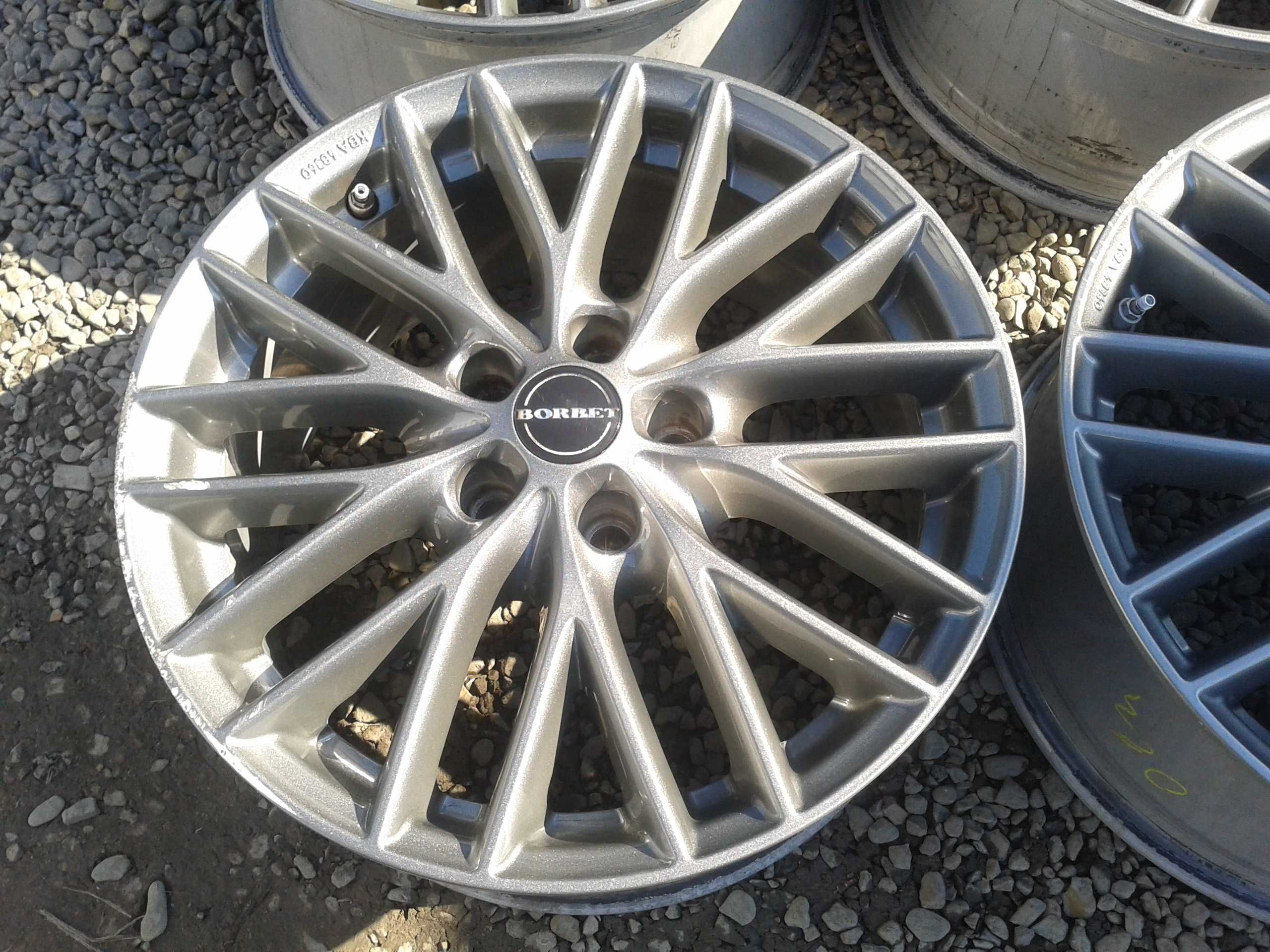 felgi r17 borbet szare audi a3 a4 a6 q2 q3 b7 b8 b9 c6 c7 5x112 8v 8p