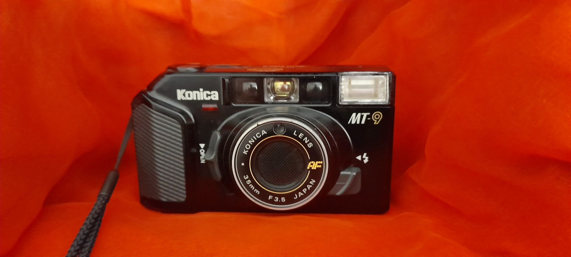 Câmera fotográfica Konica MT 9