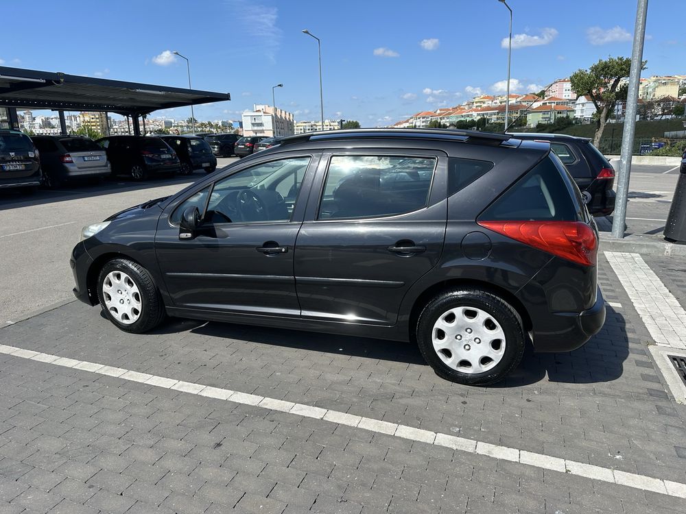 Peugeut 207  1.4  gasolina