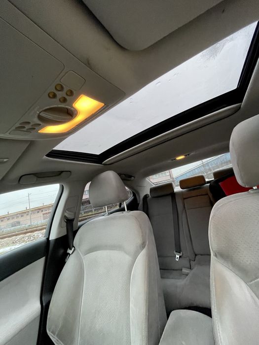 Sprzedam Lexus is 220d 2006r