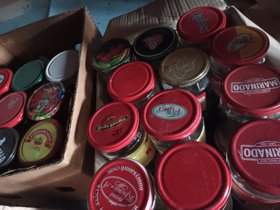 Продам багато банок 0.42-0.48л