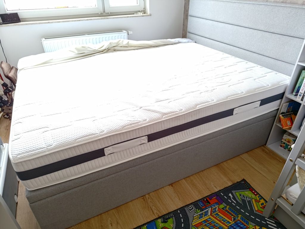 Łóżko kontynentalne 160x200 + materac