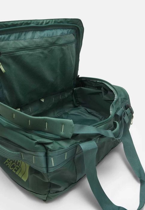 Сумка рюкзак The North Face Duffel Base Camp Voyager 62L дорожня