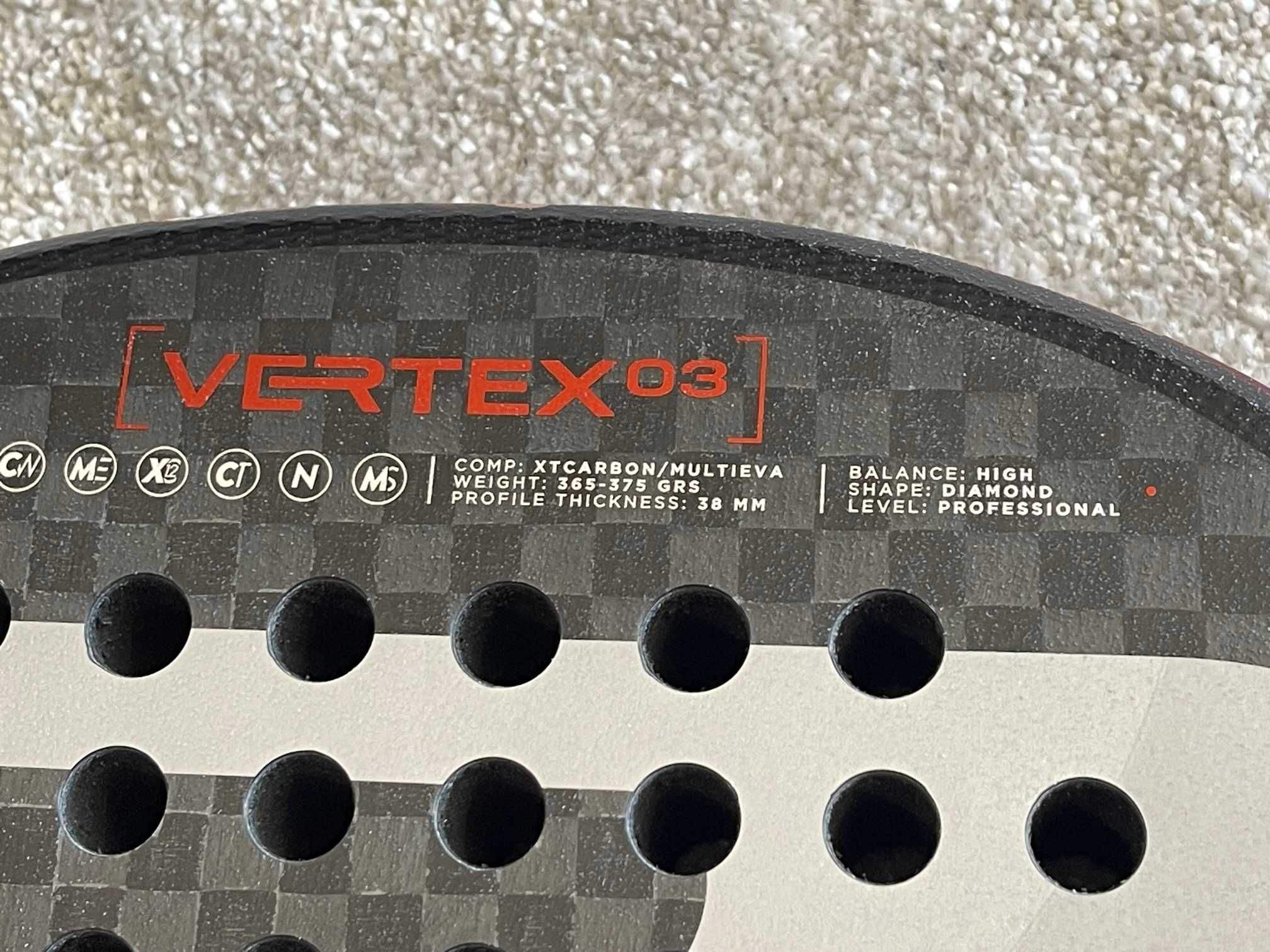 Racket Bullpadel Vertex 03 22 + Saco