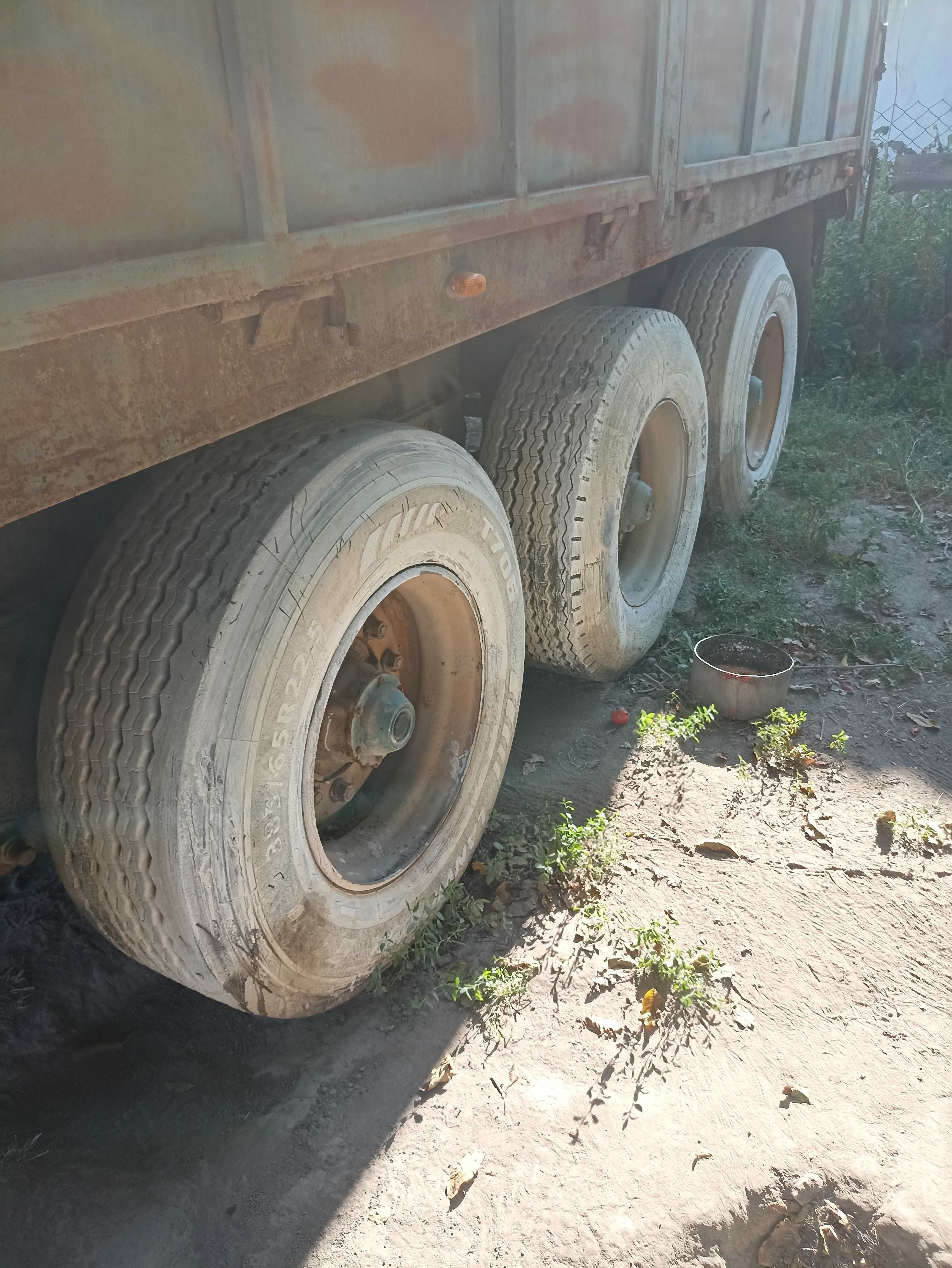 Напівпричіп TRAILOR бортовий
