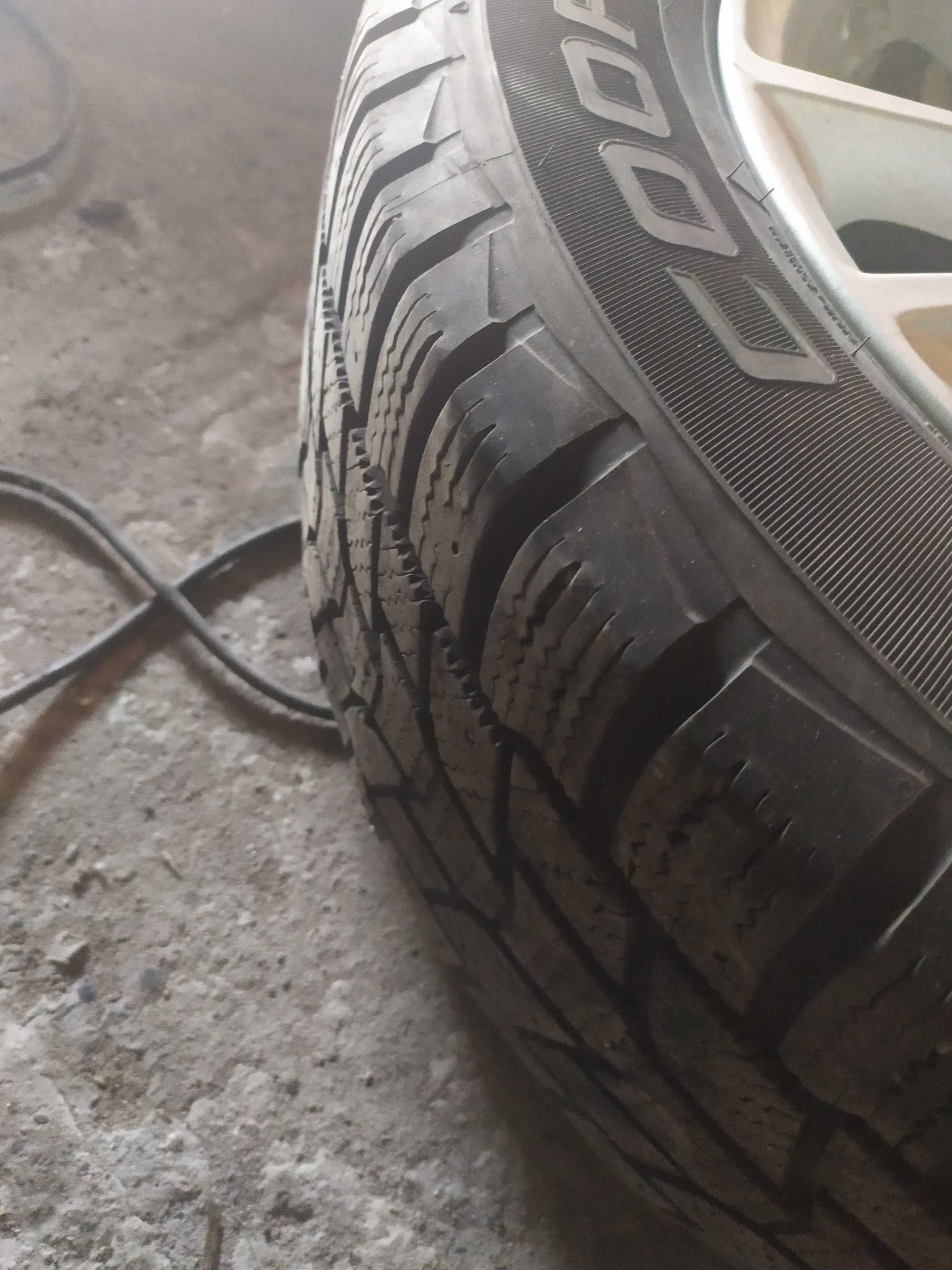 Шина 215/55/R16 з/ч Шрот Ford Focus 3 Форд фокус 3