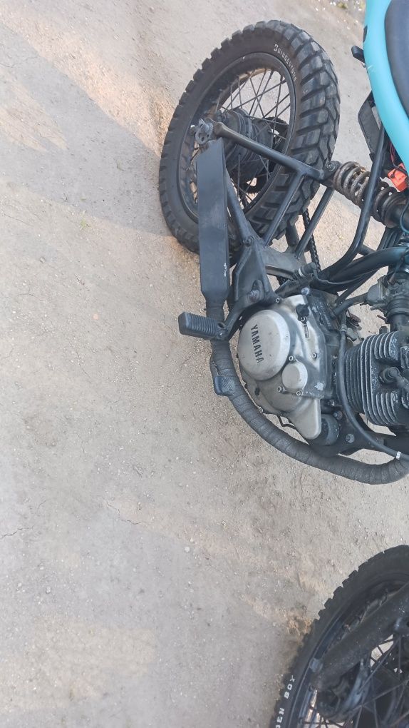 Yamaha sr 125cc café racer