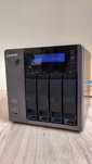 Qnap TS-419P + 2x SSD 240GB + 2x HDD 8TB