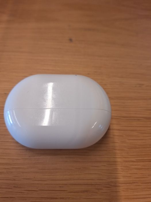 Auriculares BT Huawei - apenas o esquerdo funciona