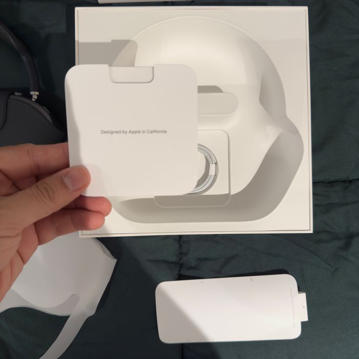 Airpods Max Space Grey