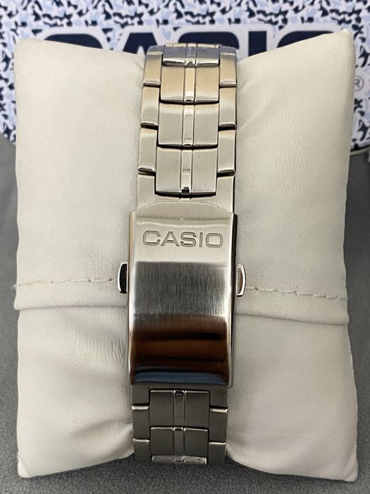 Zegarek męski Casio MTP-4500D-1AV chronograf aviator