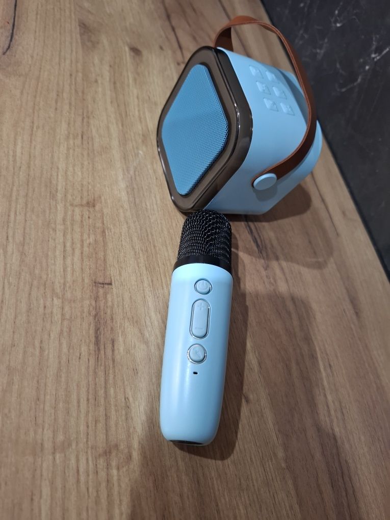 Głośnik led Przenośny karaoke mikrofon bezprzewodowy usb aux bluetooth