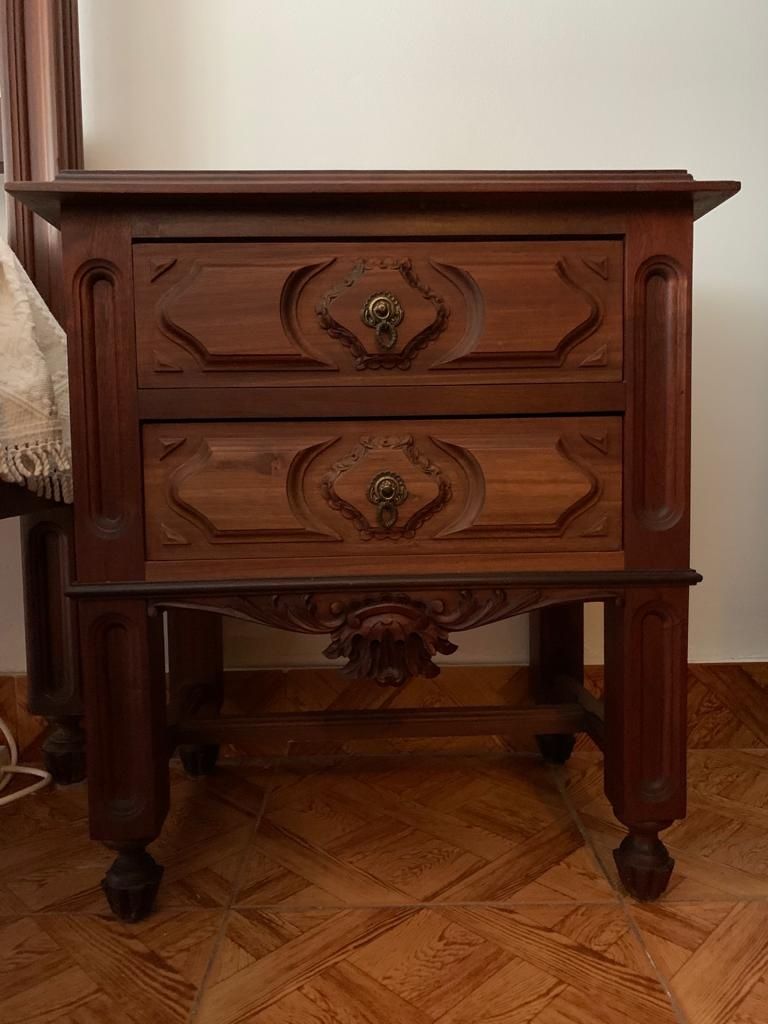 Mobília de quarto antiga