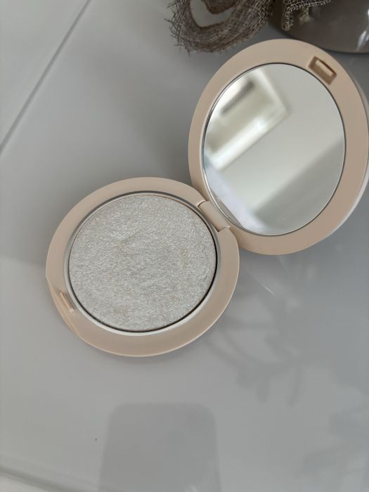 Dior forever rozswietlacz 03