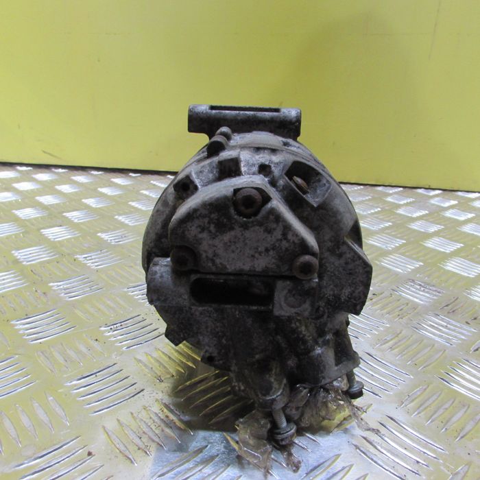 Компресор кондиціонера 2.0 Рено Трафик 2 Опель Виваро