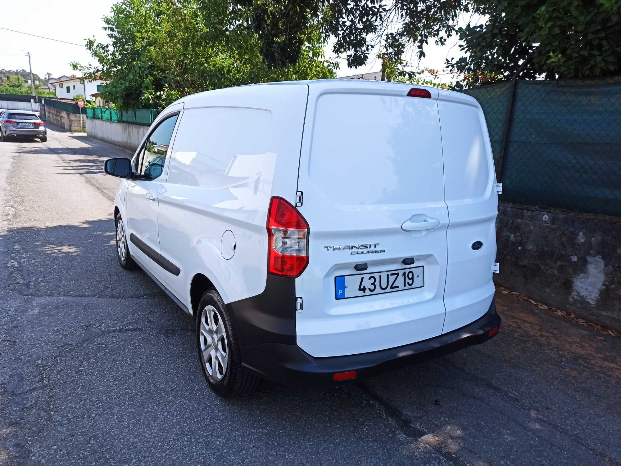 Ford Courier 2018