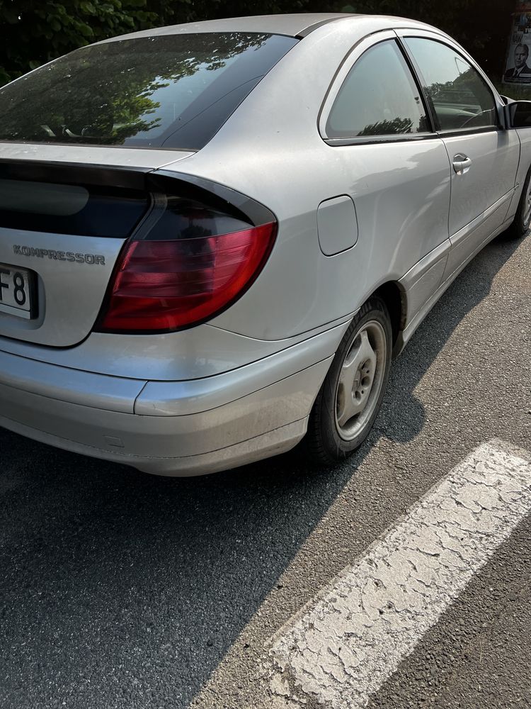 Mercedes w203 sport coupe uszkodzony