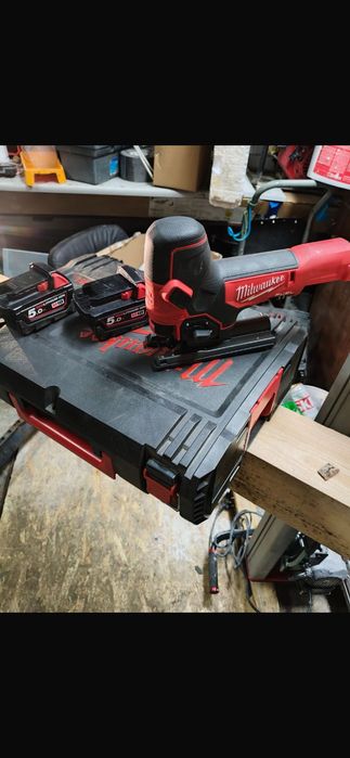 Wyrzynarka Milwaukee FBJS m18_2 baterie 5.0Ah_