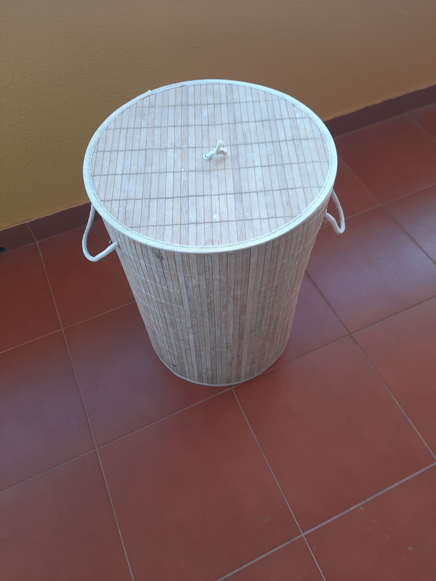 Cesto da roupa suja