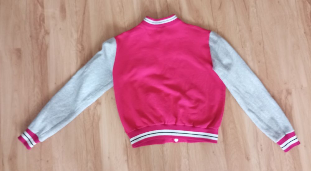Bluza dla dziewczynki 146/152.