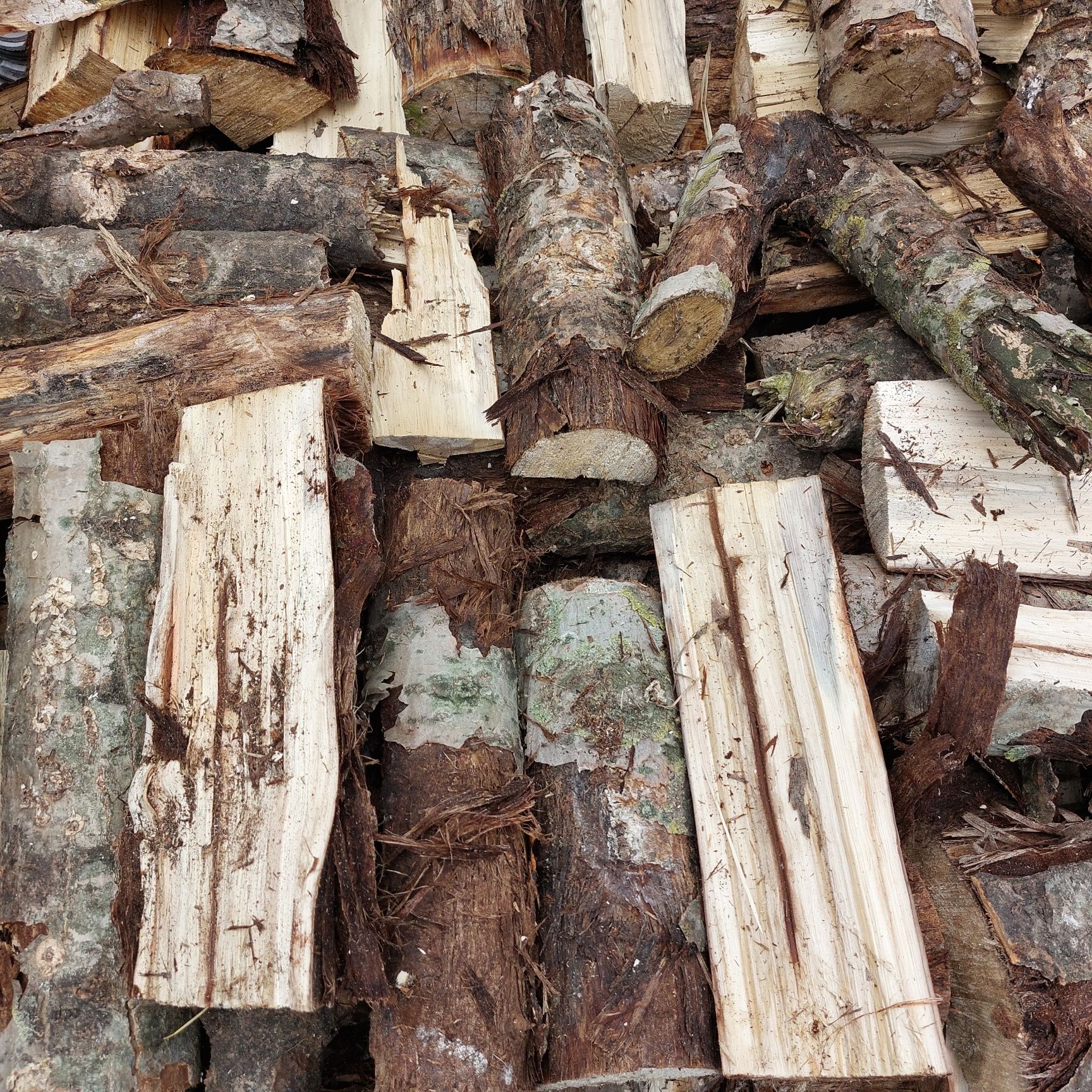 Drewno suche opałowe do wędzenia itp
