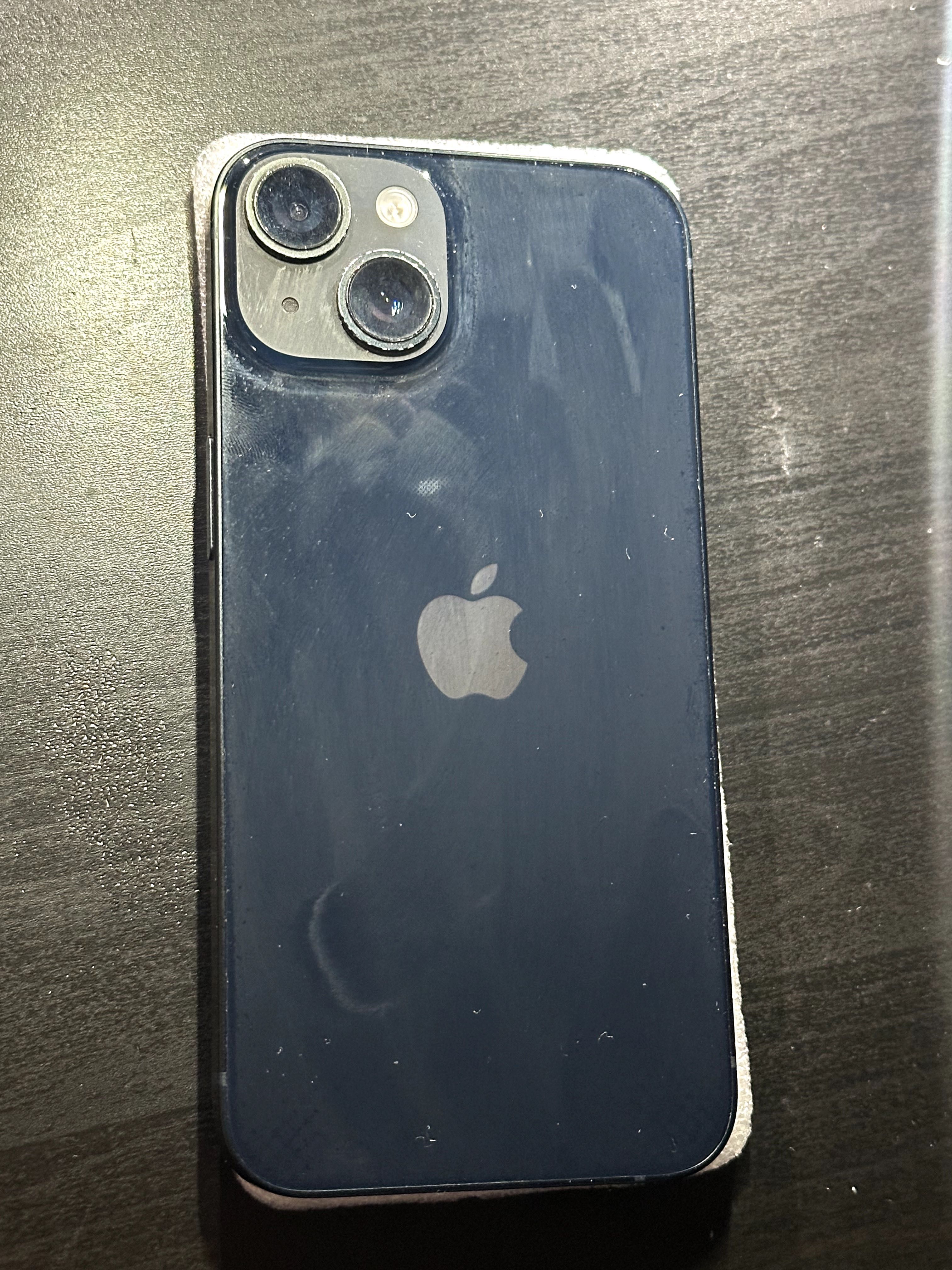 продаю iPhone 14 128гб, 83% батарея.