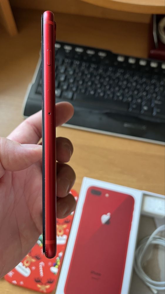 Продам Iphone 8 plus