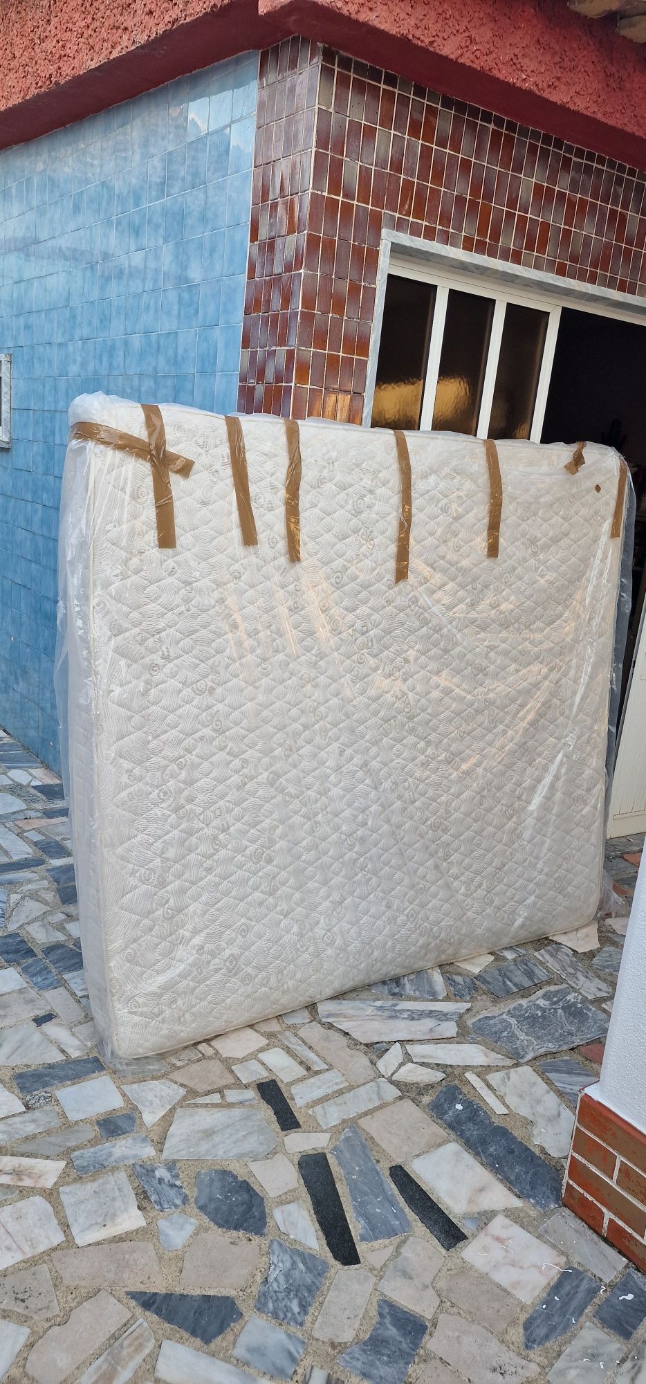 Colchão Casal Látex 200x180cm - Novo e alta qualidade
