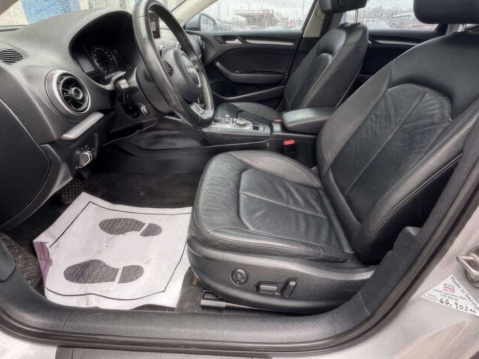Audi A3      2015