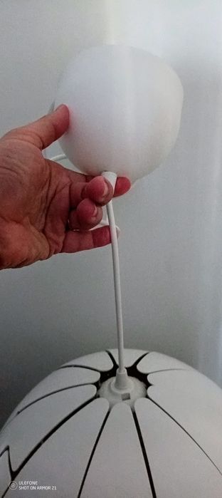 Candeeiro IKEA PS2014 amarelo e branco