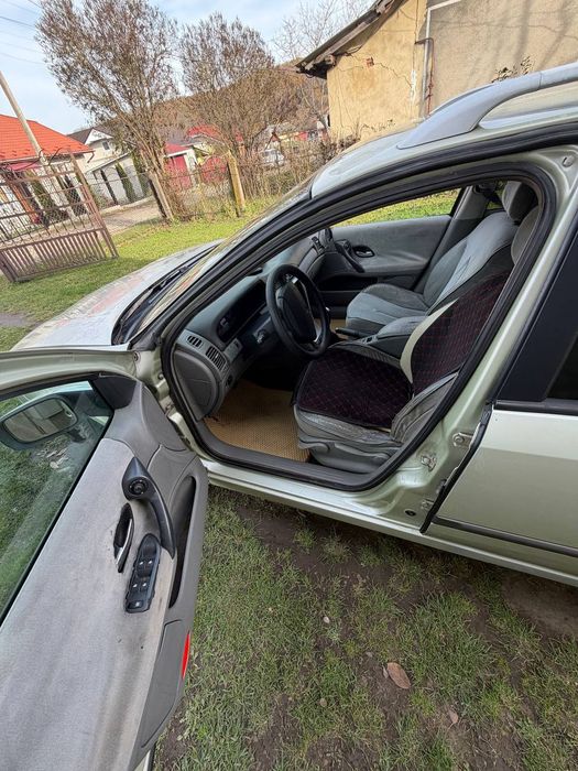 Продам Лагуну 2002