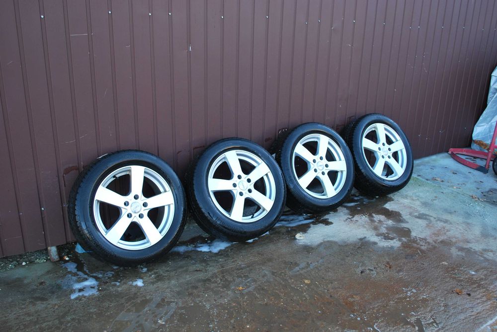 Koła 225/55 R17 5x115 Alufelgi + opony zimowe 7Jx17H2 ET43 70,1mm