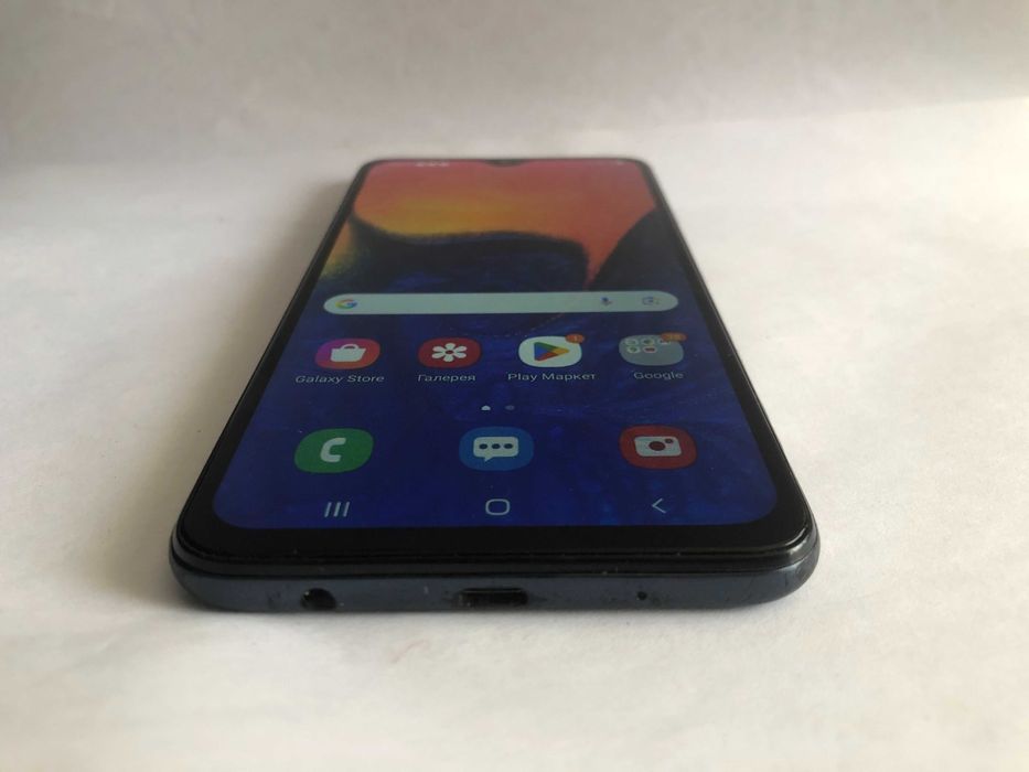 Смартфон Samsung Galaxy A10 A105F Black 2/32