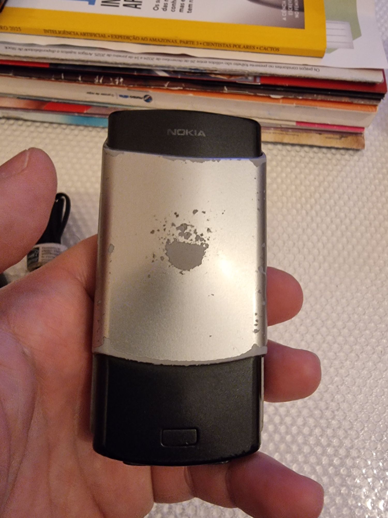 Nokia N70 vai com carregador original