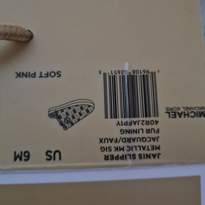 Michael Kors Janis slipper kapcie buty po domu pantofle puszyste misio
